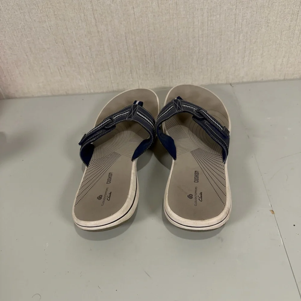 Clarks Cloud Steppers Brinkley Jazz ‎ Flip Flop Sandal Women’s Sz 10